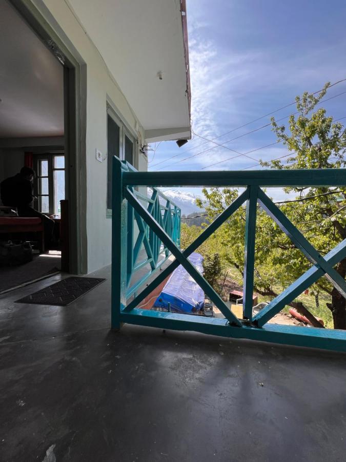 Double Room with Shared Bathroom