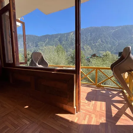 Yolo Social - The Social House & Cowork - Manali-2